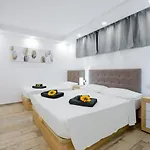 Lacme Luxury - Americas - 3br *