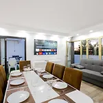 Lacme Luxury - Americas - 3br Апартаменти